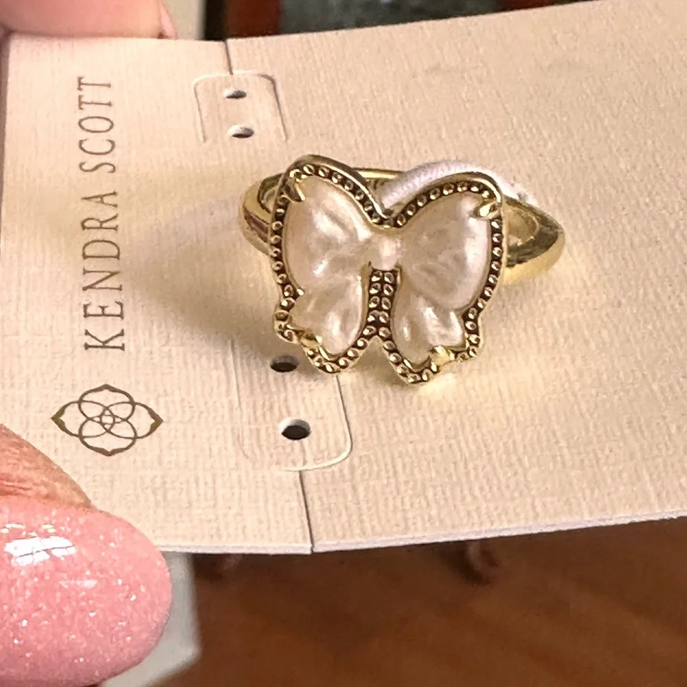Kendra Scott size kendra